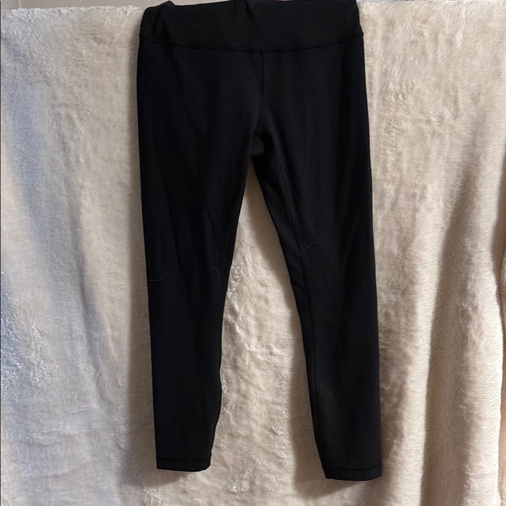 Black Lululemon Align leggings. Size 4